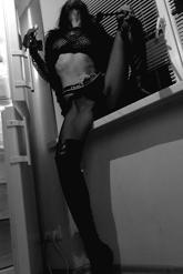 Зұлым брюнетка порно онлайн